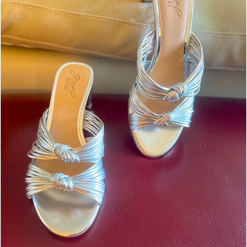 Badgley Mischka Silver Leather Sandals 7.5M